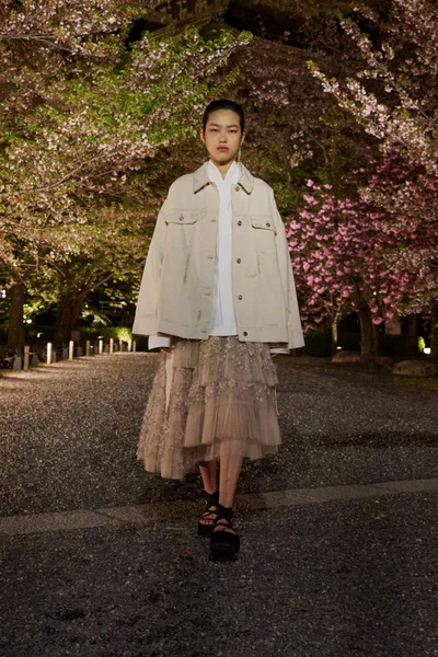 Look 49